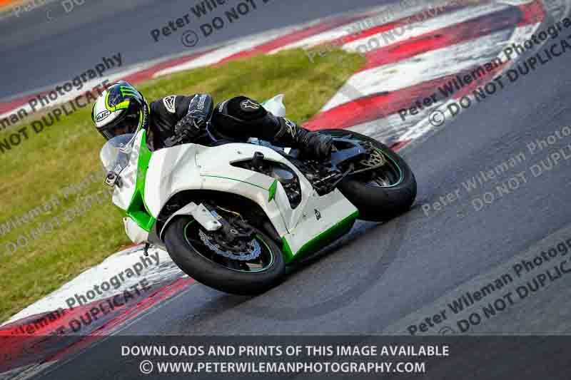 brands hatch photographs;brands no limits trackday;cadwell trackday photographs;enduro digital images;event digital images;eventdigitalimages;no limits trackdays;peter wileman photography;racing digital images;trackday digital images;trackday photos